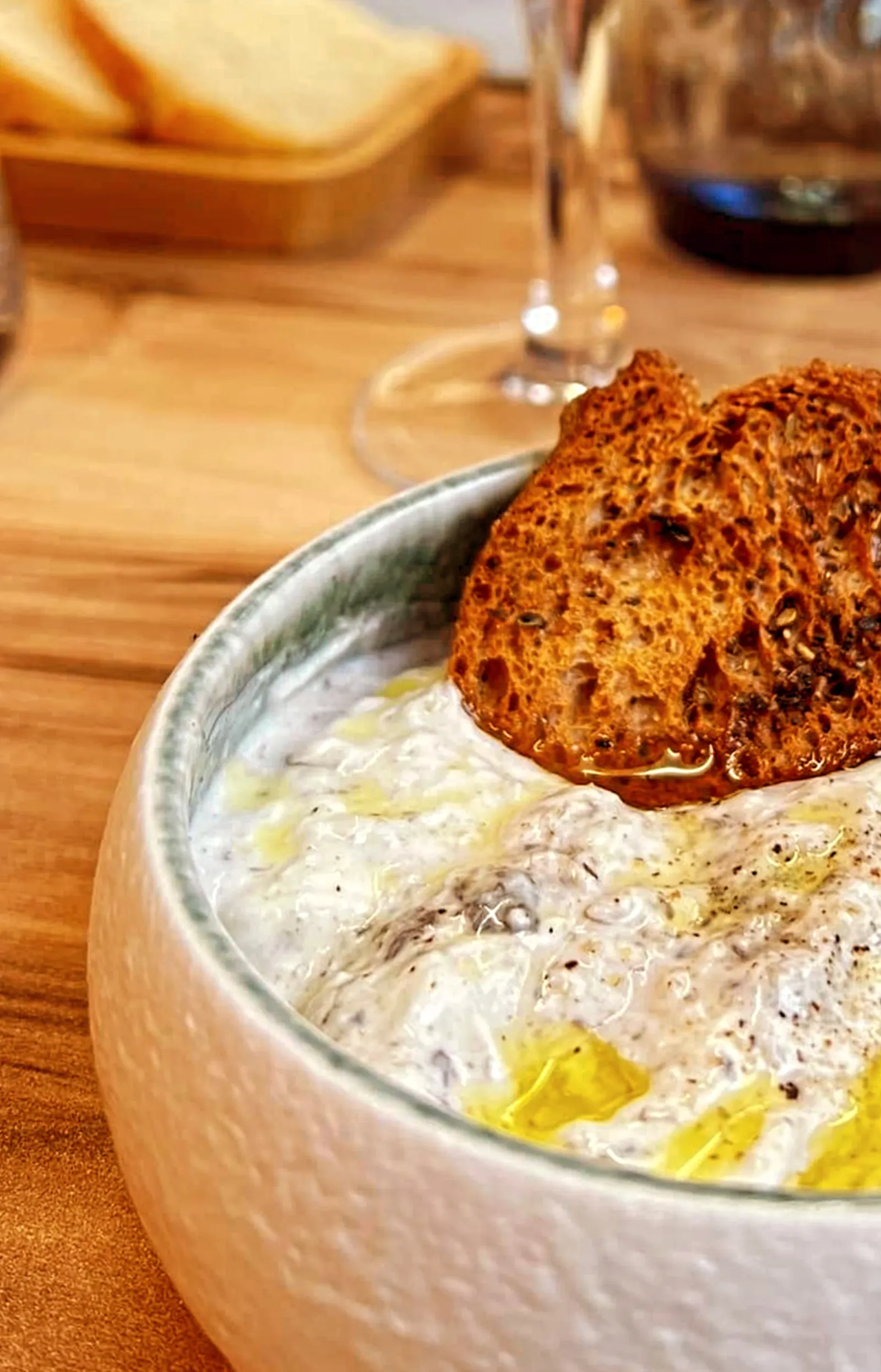 Burrata à la truffe — Notre spécialité signature — restaurant italien La Mozzarelle Lyon